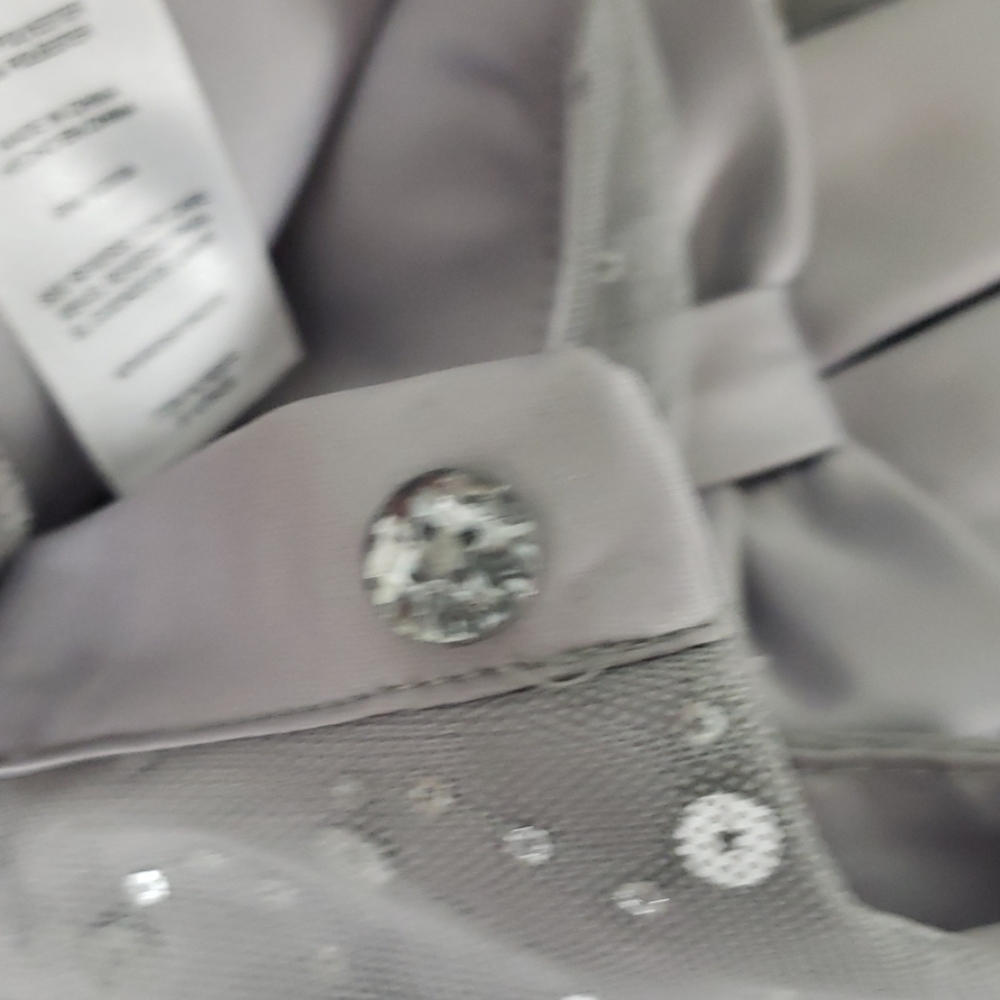 Nanette Lepore grey sequin bow dress - Picture 7 of 7
